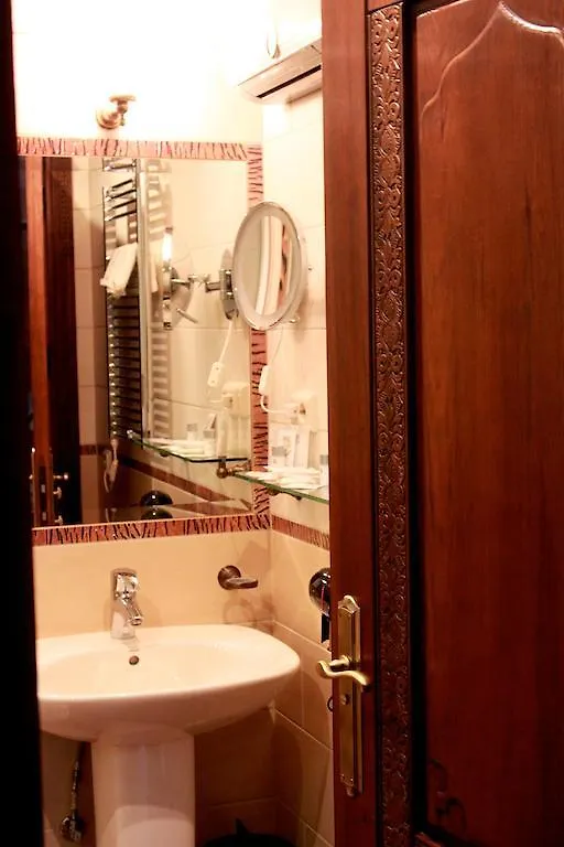 Sunny Dom Bed & Breakfast Marbella